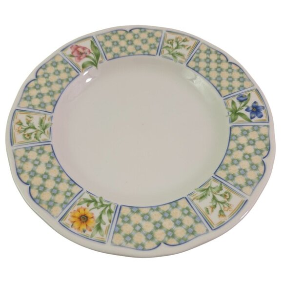 Noritake Homecraft Sonoma Trellis 8.5” Salad Luncheon Plates – Set of 4 - Picture 4 of 16